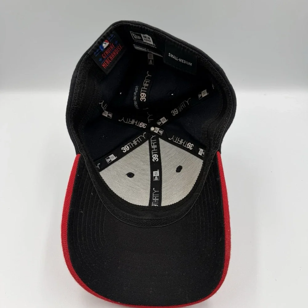 New Era‎ Atlanta Braves MLB 39Thirty Stretch-Fit Hat Navy/Red Small Medium